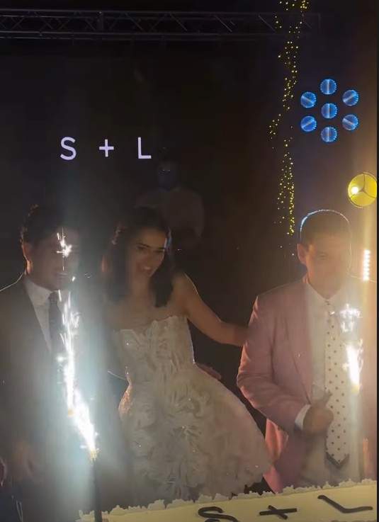 Imagini de la petrecerea de nuntă a fiicei Adinei Buzatu. Sara și Luca au atras toate privirile pe ringul de dans