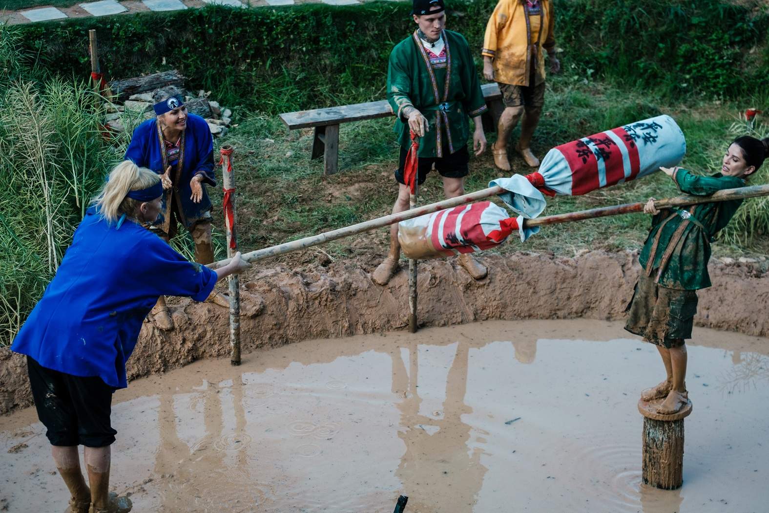 Tradițiile fascinante ale comunităților Yao și Dong, explorate de concurenții Asia Express pe Drumul Mătăsii, într-o nouă ediție lider detaşat de audiență