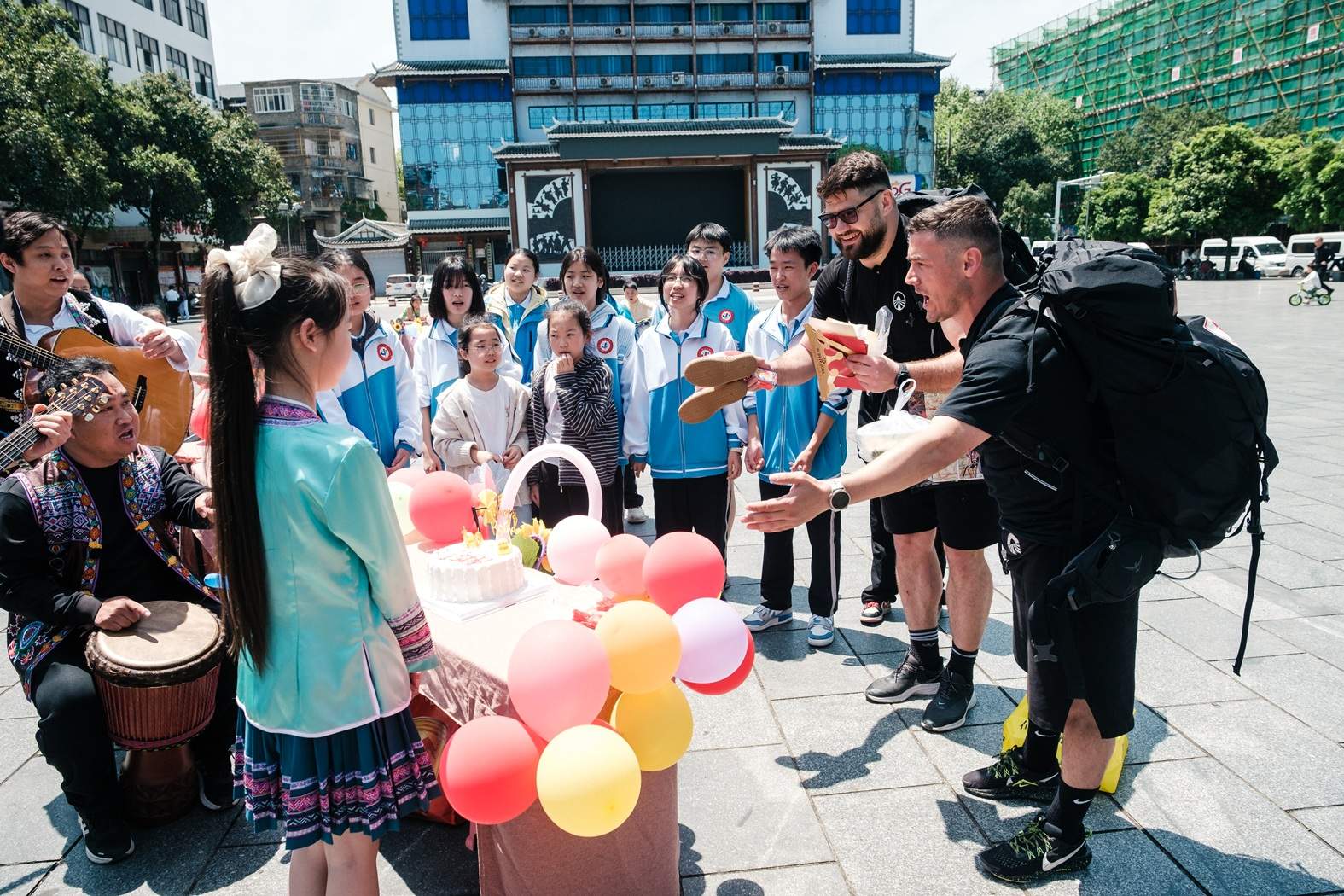 Lupta pentru Marea Imunitate aduce o zi plină de emoție și spectacol la Asia Express, diseară, de la 20.30, la Antena 1 şi pe AntenaPLAY