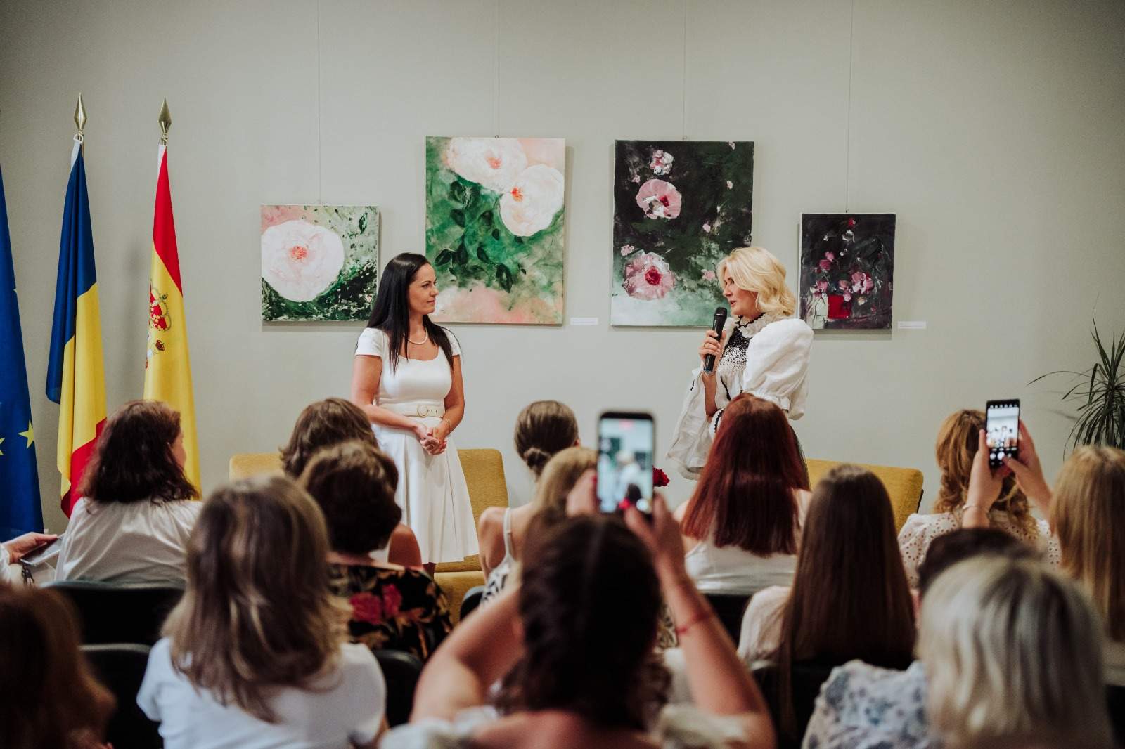 SheroTalk a ajuns la Madrid: „Prima palmă am primit- o în ziua nunții”
