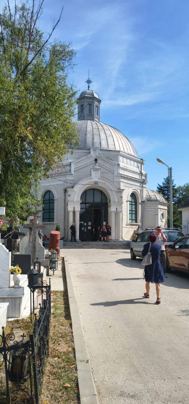 Primele imagini de la slujba de înmormântare a Ancăi Pandrea. Actrița urmează să fie condusă pe ultimul drum