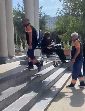 Primele imagini de la slujba de înmormântare a Ancăi Pandrea. Actrița urmează să fie condusă pe ultimul drum