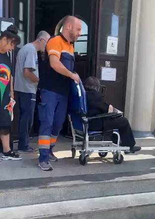 Primele imagini de la slujba de înmormântare a Ancăi Pandrea. Actrița urmează să fie condusă pe ultimul drum