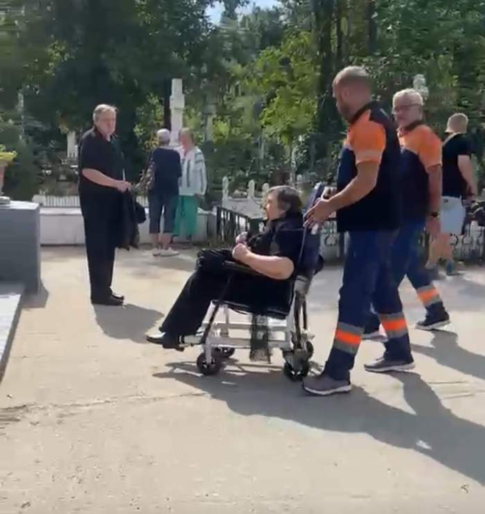 Sora Ancăi Pandrea, apariție rară la înmormântarea actriței. A venit în scaun cu rotile să-și ia rămas-bun