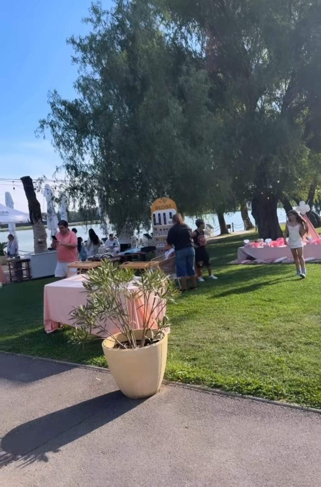 Florin Salam își sărbătorește fiica mijlocie! Cum a arătat petrecerea organizată pentru Maria. Imagini de la eveniment