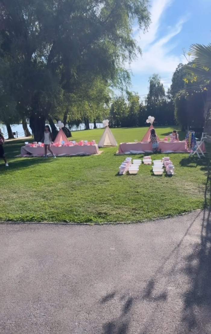 Florin Salam își sărbătorește fiica mijlocie! Cum a arătat petrecerea organizată pentru Maria. Imagini de la eveniment