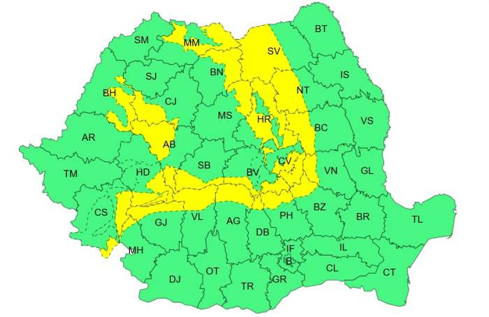 Vremea se schimbă radical în România! Canicula, urmată de vijelii și rafale de peste 90 km/h. ANM a emis mai multe coduri galbene