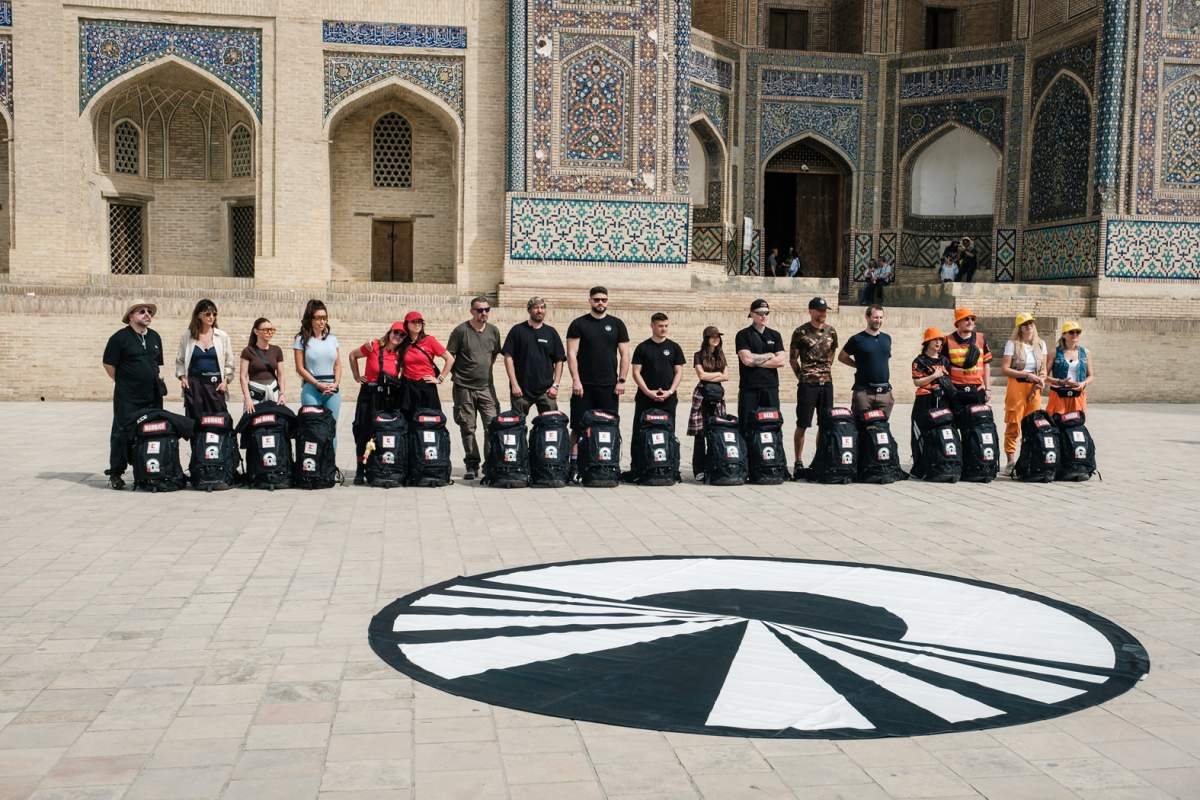 Asia Express începe în forță! Concurenții au ajuns în mijlocul deșertului din Uzbekistan