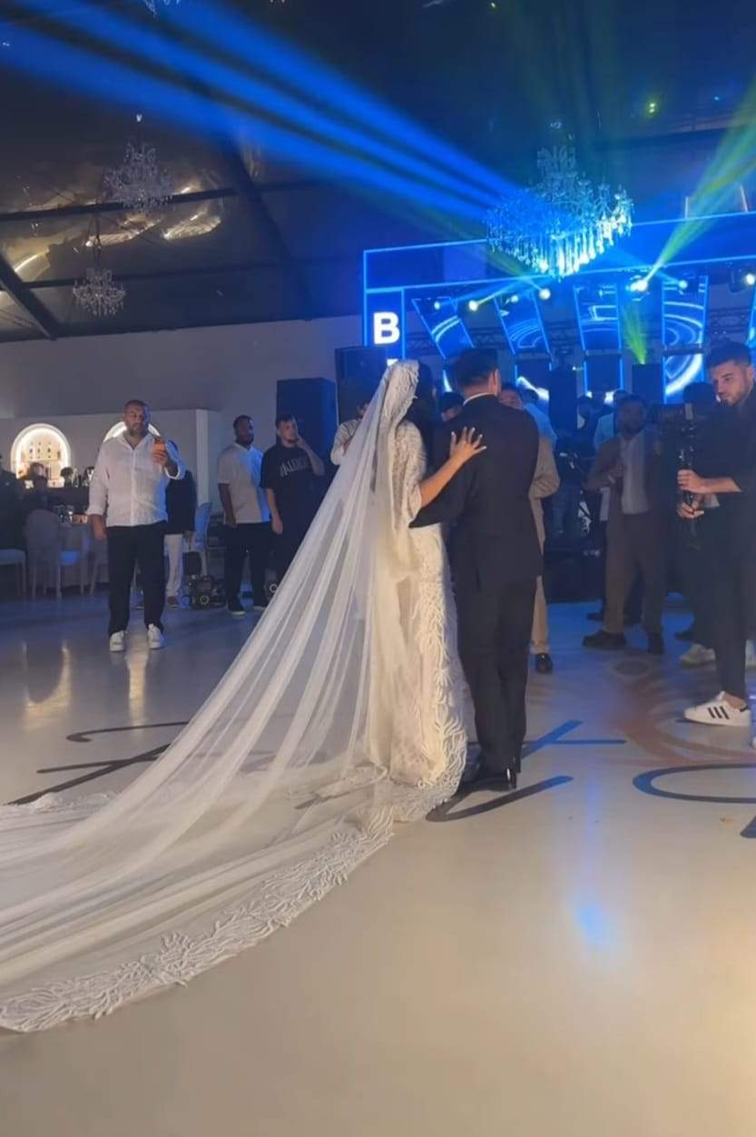 Fiica lui Costel Cocoș s-a căsătorit cu un lăutar cunoscut! Ce vedete au fost prezente la nunta exclusivistă | VIDEO