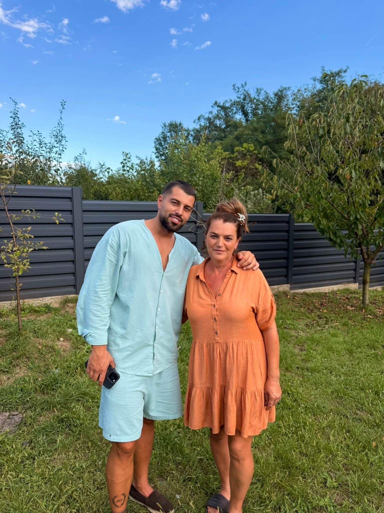 Cu cine își petrece timpul Teo Costache de la Insula Iubirii, după ce fosta iubită a fost cerută de soție! Imaginile au stârnit reacții
