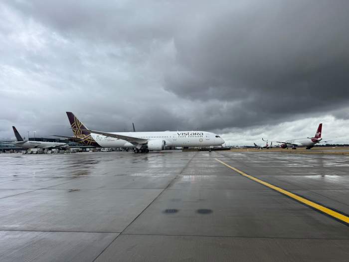 Aeroportul Londra Heathrow, blocat la decolări de peste o oră. Niciun avion nu a mai plecat