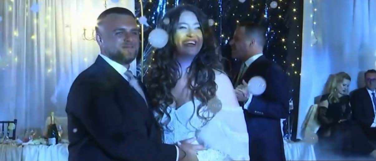 Carmen Chindriș și soțul ei au ales o melodie specială pentru dansul mirilor. Cum a fost momentul